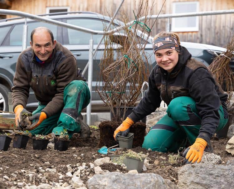 Karriere Die Ausbildung im Garten und Landschaftsbau