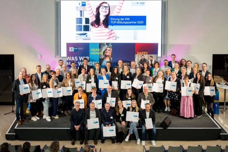 Gruppenfoto IHK Bildungspartnerschaft 2025