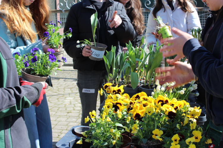 Girls Day 2025 Pflanzen Garten Reichl